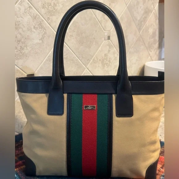 SOLD** Gucci Canvas Sherry Web-line w/ Leather Trim Handbag - Picture 10 of 17